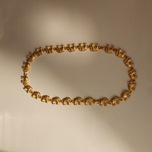 EUC *RARE* Vintage Gold Elephant Necklace